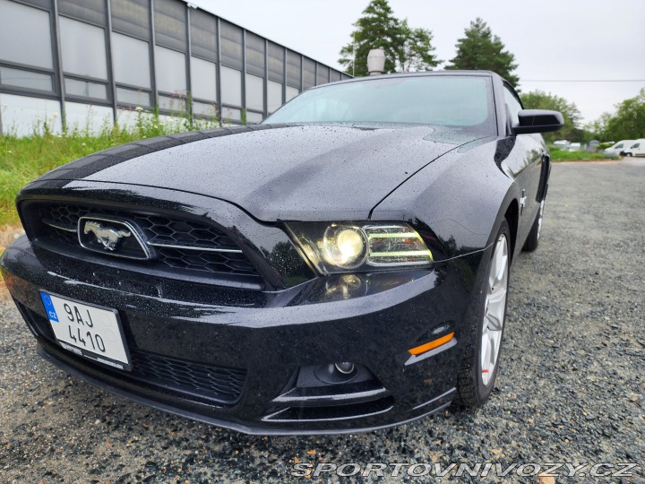 Ford Mustang Kabriolet 2013
