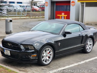 Ford Mustang Kabriolet 2013
