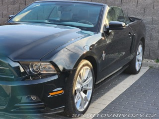 Ford Mustang Kabriolet 2013