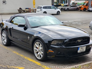 Ford Mustang Kabriolet 2013