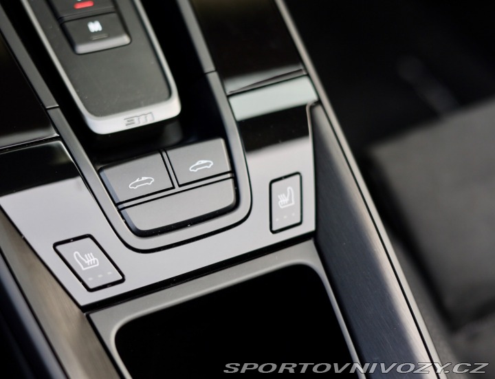 Porsche 911 992 Targa 4 GTS *SportCh 2024
