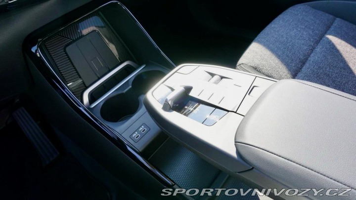 BMW iX1 xDrive 30, HUD,360°,AdLED 2023