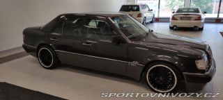 Mercedes-Benz Ostatní modely 124 E 500 AMG 1993