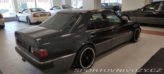 Mercedes-Benz Ostatní modely 124 E 500 AMG 1993