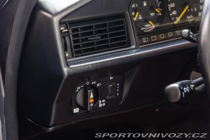 Mercedes-Benz Ostatní modely 190 E 2,5 16V AMG 1990
