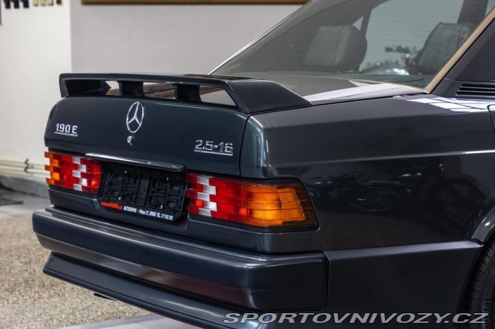 Mercedes-Benz Ostatní modely 190 E 2,5 16V AMG 1990