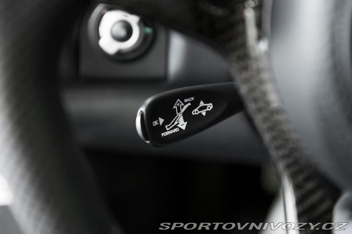 McLaren 12C Lift/Meridian/El.Sedačky/ 2014