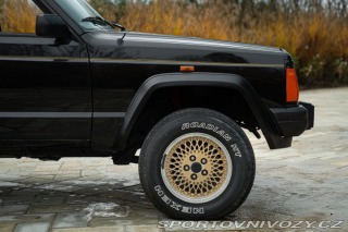 Ostatní značky Ostatní modely Jeep CHEROKEE 4.0 LIMITED 1988