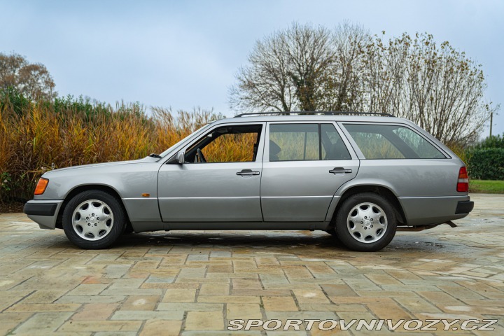 Mercedes-Benz E 200 TE SW 1992