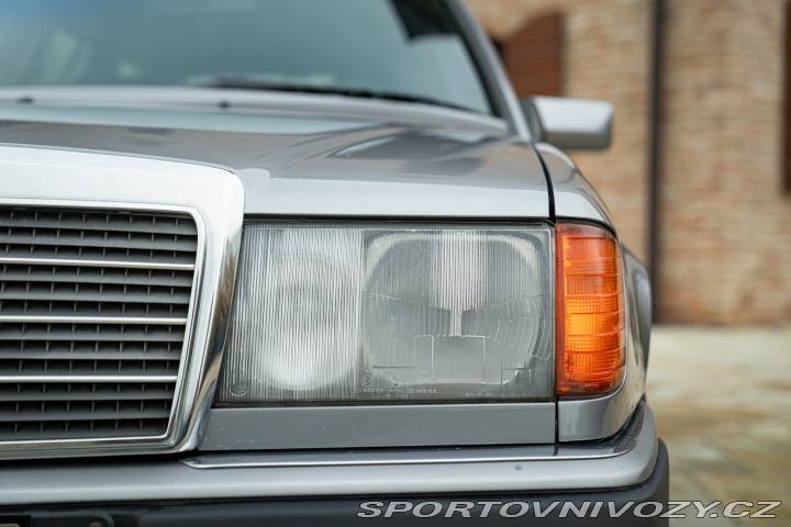 Mercedes-Benz E 200 TE SW 1992