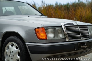 Mercedes-Benz E 200 TE SW 1992