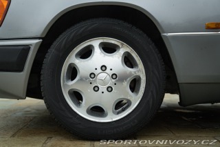 Mercedes-Benz E 200 TE SW 1992