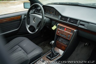 Mercedes-Benz E 200 TE SW 1992