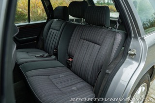Mercedes-Benz E 200 TE SW 1992