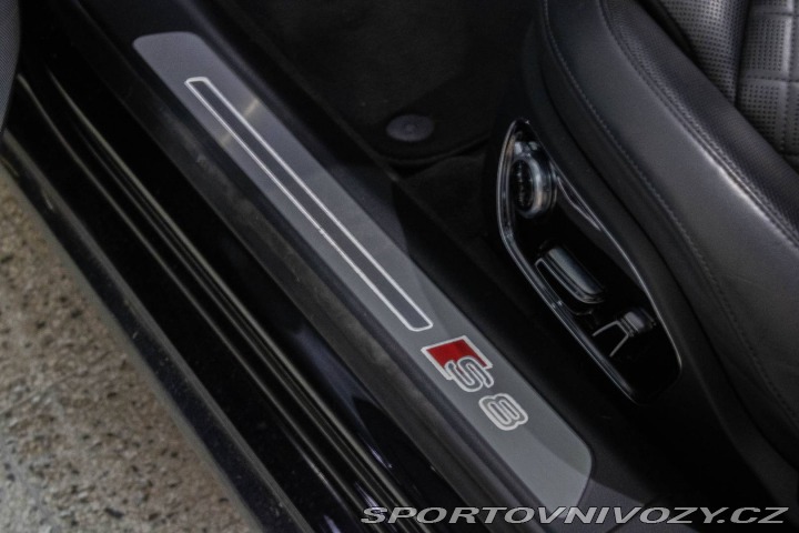 Audi S8 4.0 TFSI V8 Quattro Tipt 2015