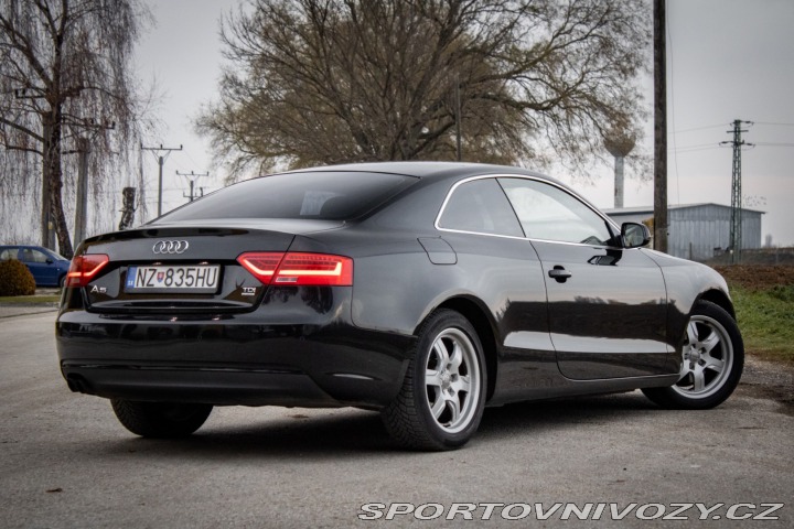 Audi A5 2.0 TDI DPF quattro Pres 2012