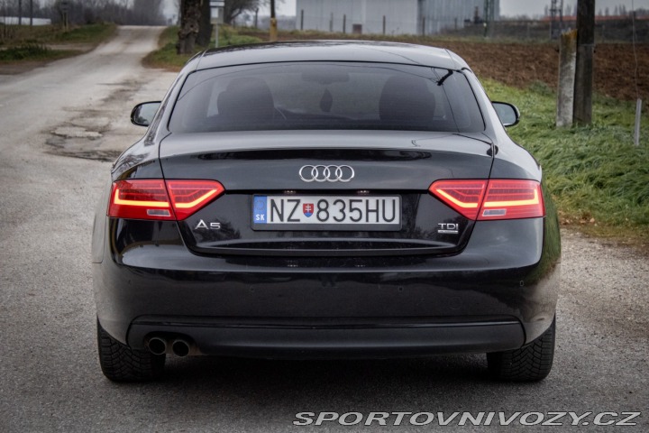 Audi A5 2.0 TDI DPF quattro Pres 2012