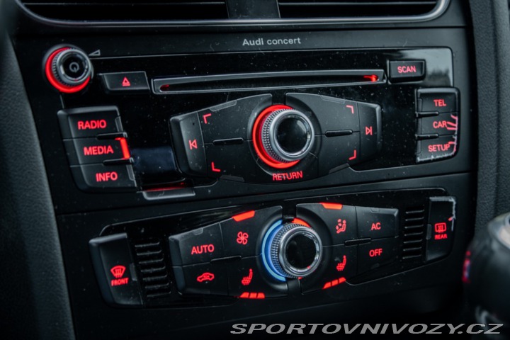 Audi A5 2.0 TDI DPF quattro Pres 2012