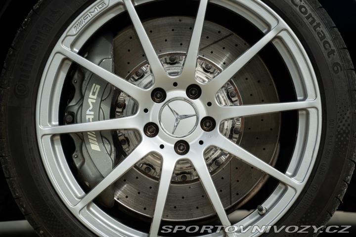 Mercedes-Benz SLS AMG Roadster 2011
