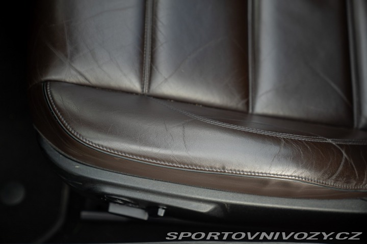 Mercedes-Benz SLS AMG Roadster 2011