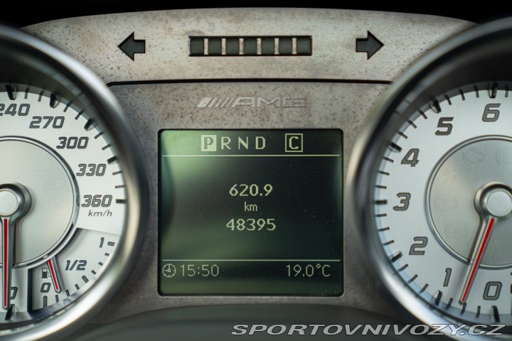 Mercedes-Benz SLS AMG Roadster 2011