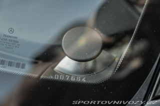 Mercedes-Benz SLS AMG Roadster 2011