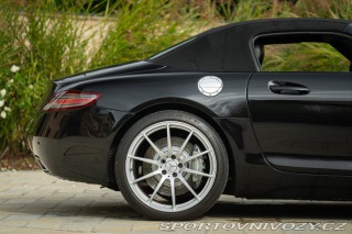 Mercedes-Benz SLS AMG Roadster 2011