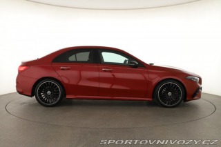 Mercedes-Benz A AMG Line A 220 4MATIC 2023