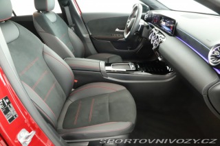 Mercedes-Benz A AMG Line A 220 4MATIC 2023
