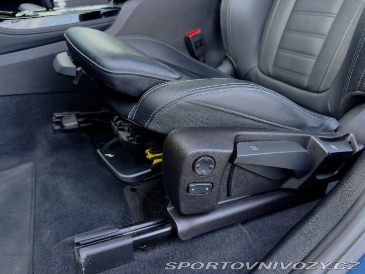 BMW X4 M Packet D+HEV 210kW, 20 2021
