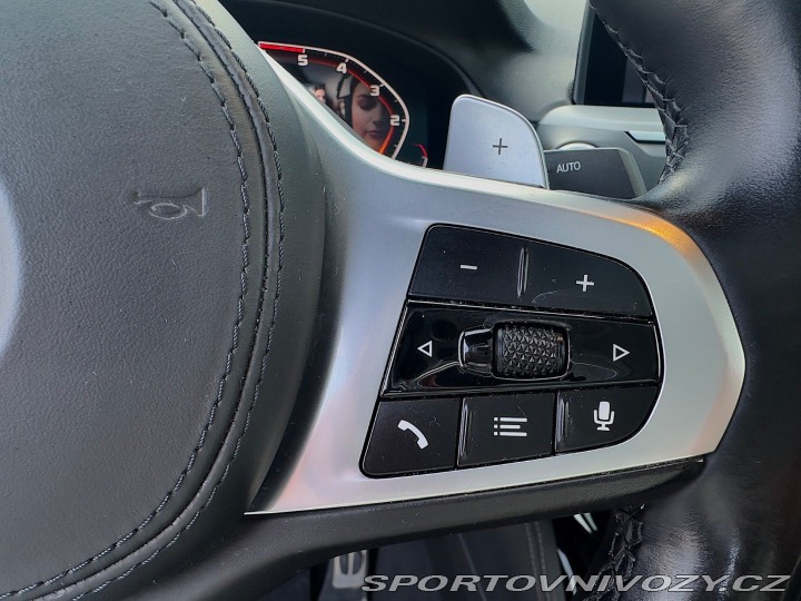 BMW X4 M Packet D+HEV 210kW, 20 2021