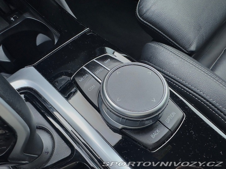 BMW X4 M Packet D+HEV 210kW, 20 2021
