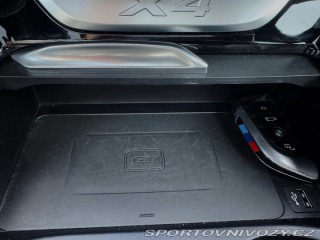 BMW X4 M Packet D+HEV 210kW, 20 2021