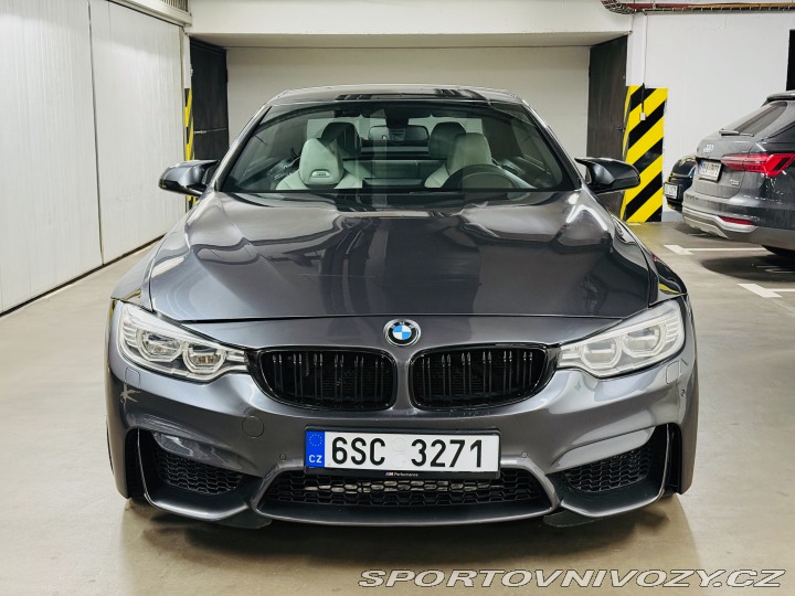 BMW M4  2015