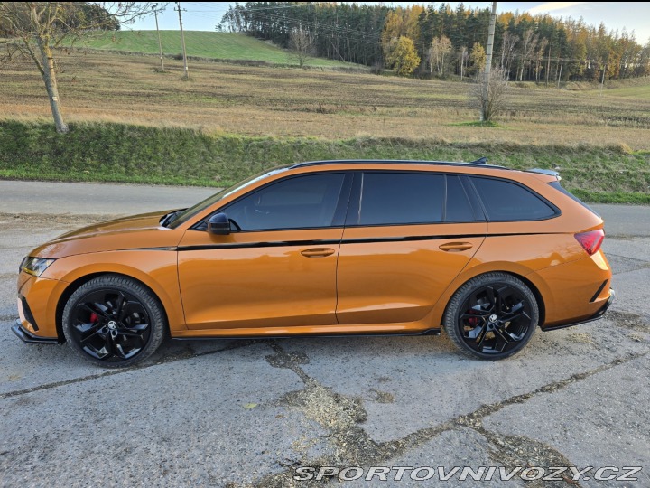 Škoda Octavia RS Maxton Design 2023