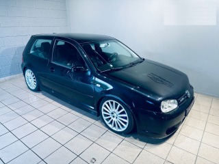Volkswagen Golf R32 MK4