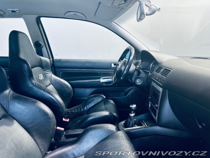 Volkswagen Golf R32 MK4 2003