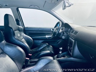 Volkswagen Golf R32 MK4 2003