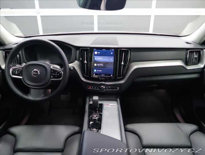 Volvo Ostatní modely XC60 2,0 B5 AWD AUT Plus POLES 2024