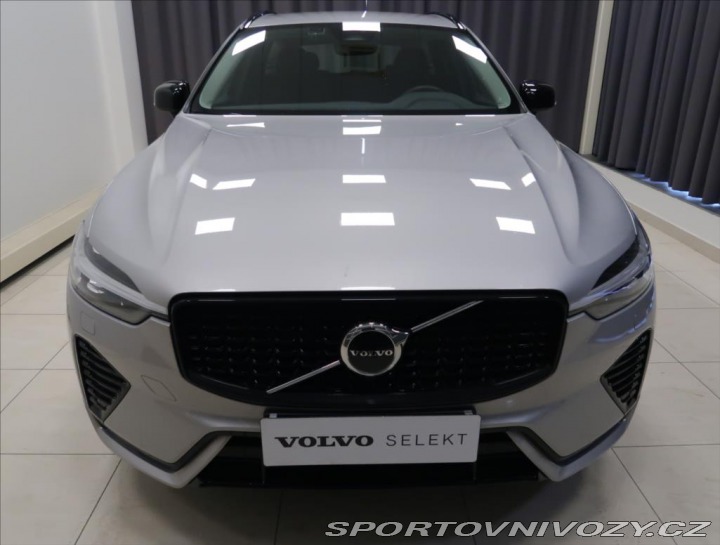 Volvo Ostatní modely XC60 2,0 B5 AWD AUT Plus POLES 2024