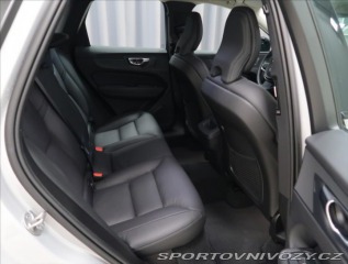 Volvo Ostatní modely XC60 2,0 B5 AWD AUT Plus POLES 2024
