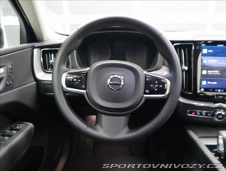 Volvo Ostatní modely XC60 2,0 B5 AWD AUT Plus POLES 2024