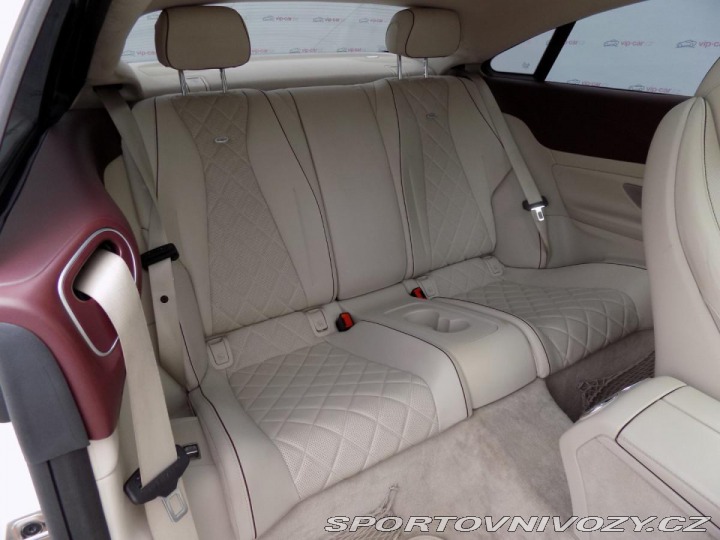 Mercedes-Benz E 400d/AMG-Line/4-M/PANO/ 2019