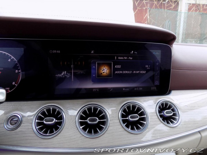 Mercedes-Benz E 400d/AMG-Line/4-M/PANO/ 2019