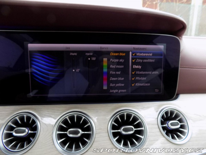 Mercedes-Benz E 400d/AMG-Line/4-M/PANO/ 2019