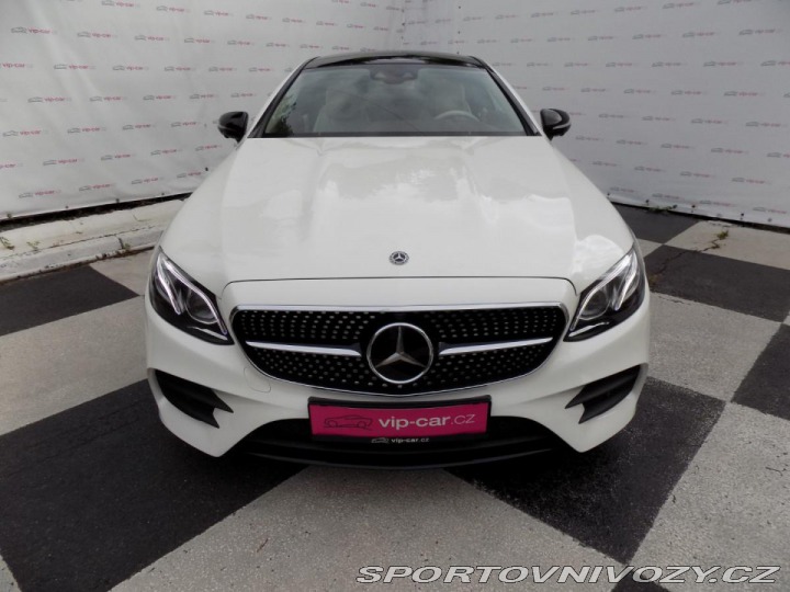 Mercedes-Benz E 400d/AMG-Line/4-M/PANO/ 2019