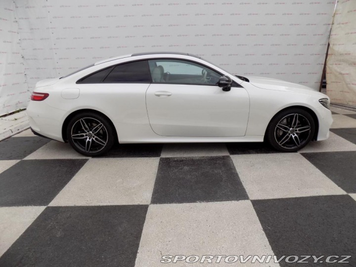 Mercedes-Benz E 400d/AMG-Line/4-M/PANO/ 2019