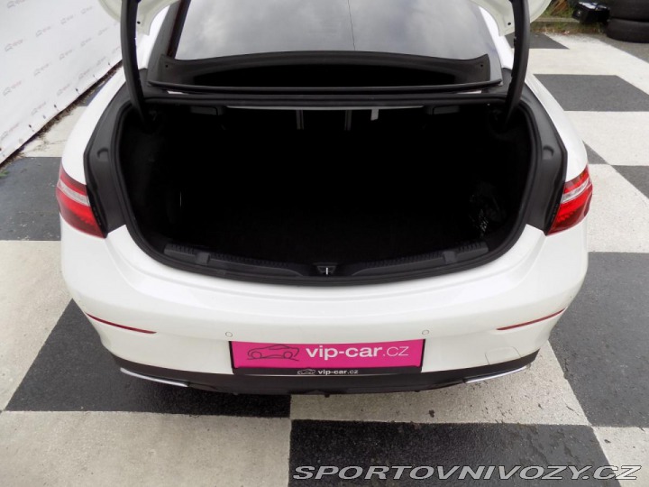 Mercedes-Benz E 400d/AMG-Line/4-M/PANO/ 2019
