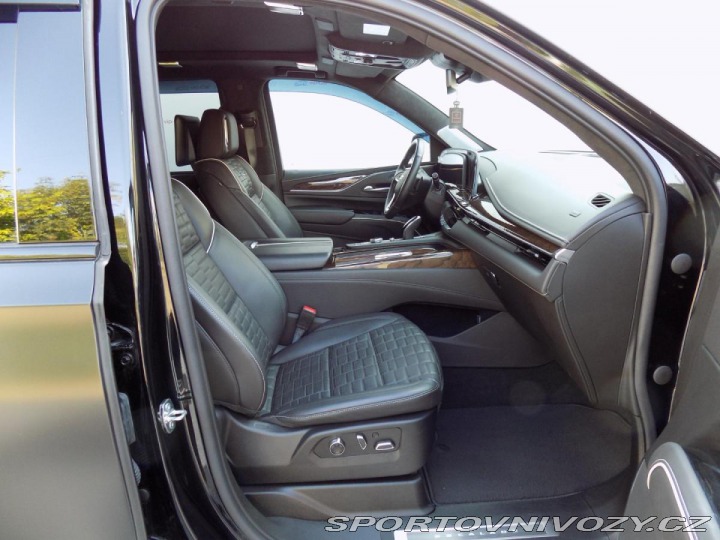 Ostatní značky Ostatní modely Cadillac Escalade 6.2/V8/4WD/Sport Platinum 2022