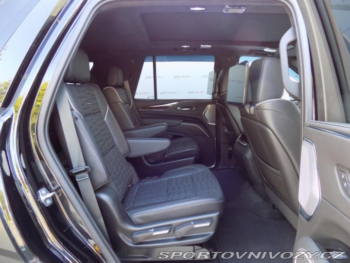 Ostatní značky Ostatní modely Cadillac Escalade 6.2/V8/4WD/Sport Platinum 2022